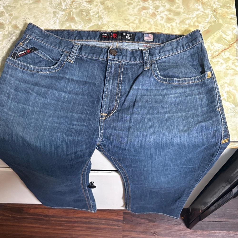 Ariat Men's Relaxed Fit Blue Jeans